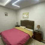 شقه فندقيه لك بالكامل في ارقي موقع بالمهندسين غرفتين