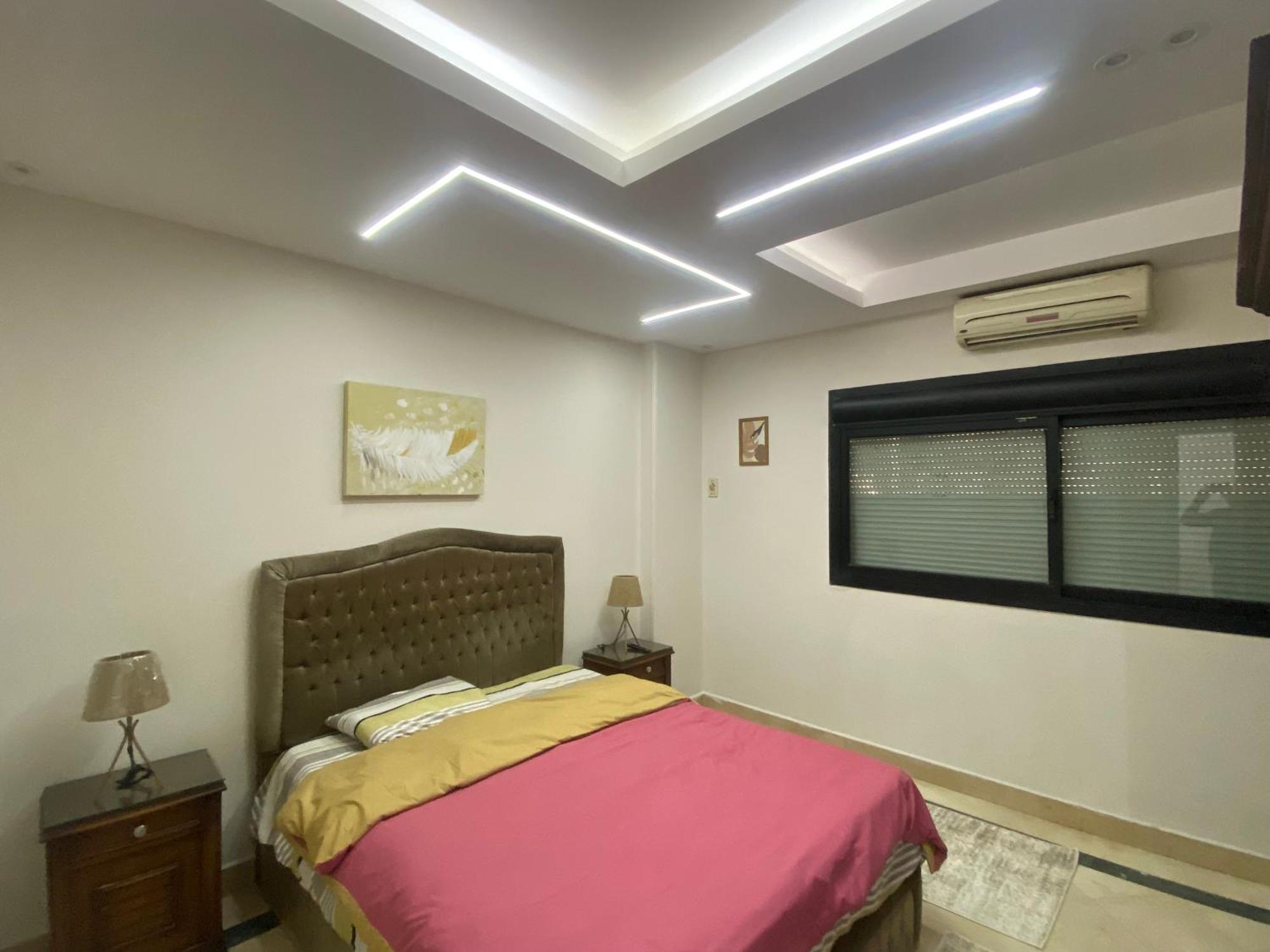 شقه فندقيه لك بالكامل في ارقي موقع بالمهندسين غرفتين
