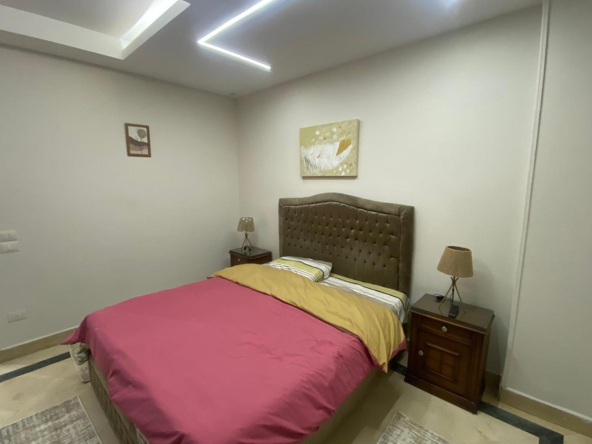 شقه فندقيه لك بالكامل في ارقي موقع بالمهندسين غرفتين Apartment Cairo